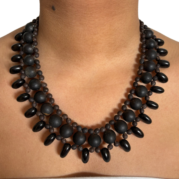 Collier en graines des Marquises