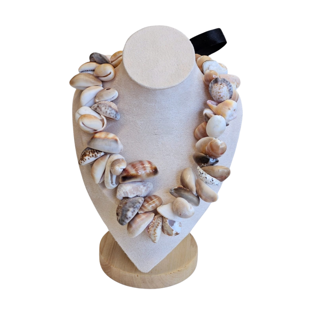 Collier en coquillages - Tuamotu