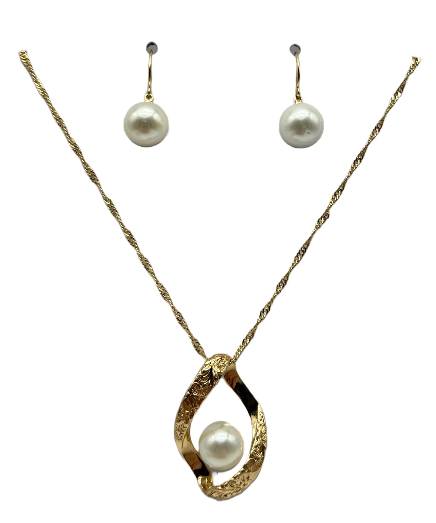 Parure Collier + Boucles D’oreilles
