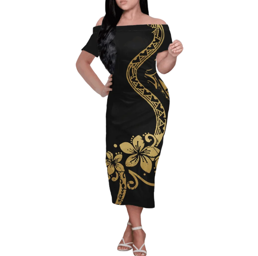 Robe à motifs polynésiens