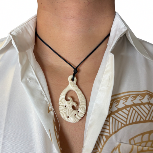 Collier en os des Marquises