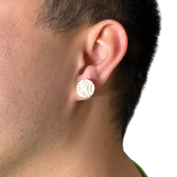 Boucles d’oreilles en os des Marquises