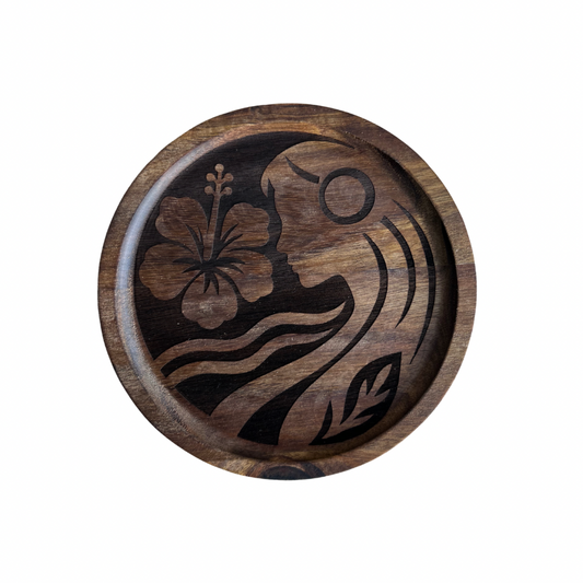 Plateau gravé motifs polynésiens
