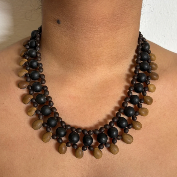 Collier en graines des Marquises