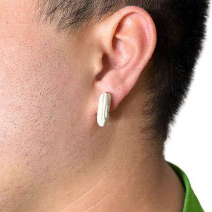 Boucles d’oreilles en os des Marquises