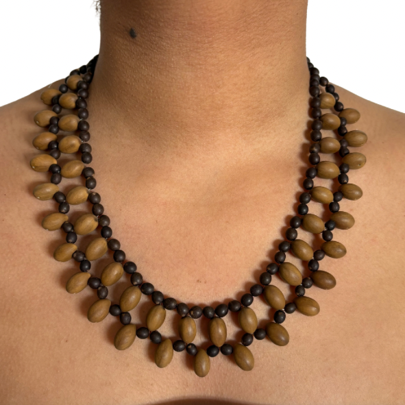 Collier en graines des Marquises